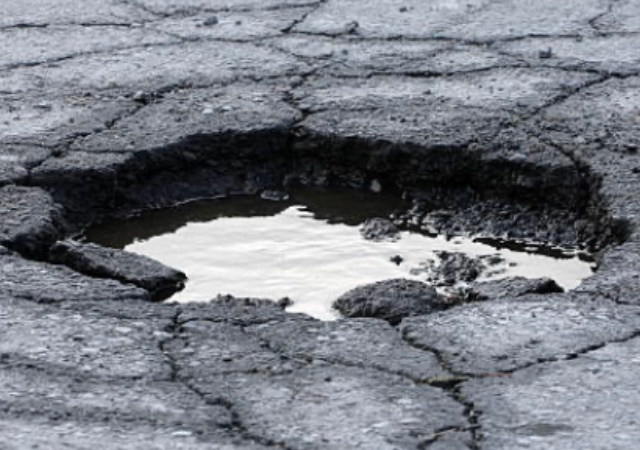 Pothole
